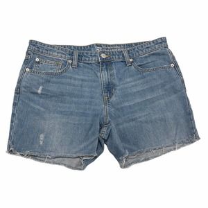 GAP Sexy Boyfriend Distressed Frayed Denim Shorts